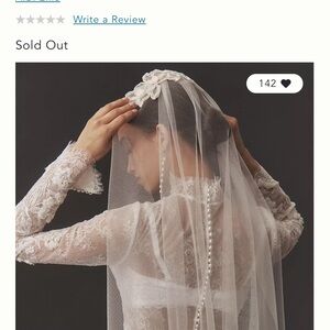 Elegant White Lace Bridal Veil